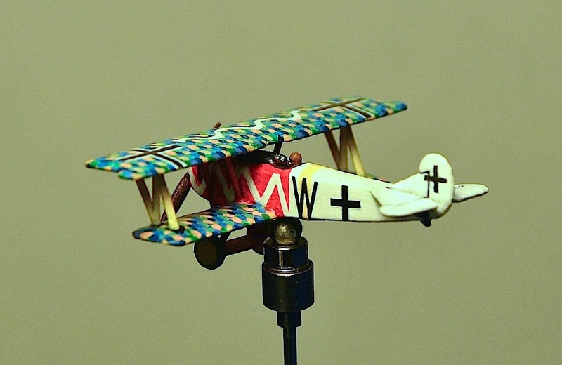 Concours de peinture Aerodrome WOG : FOKKER DVII Attachment