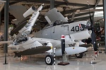 Douglas A1H Skyraider (1)