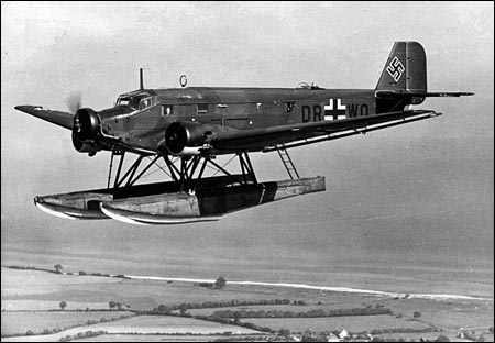 Name:  img_junkers_ju52_09_th.jpg
Views: 1132
Size:  45.2 KB