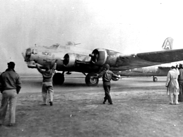 Name:  B-17GLittleMissMischiefLFQgreenWing.jpg
Views: 1138
Size:  120.8 KB