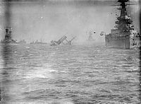 Name:  200px-HMS_Campania_(1914)_sinking.jpg
Views: 1147
Size:  7.1 KB