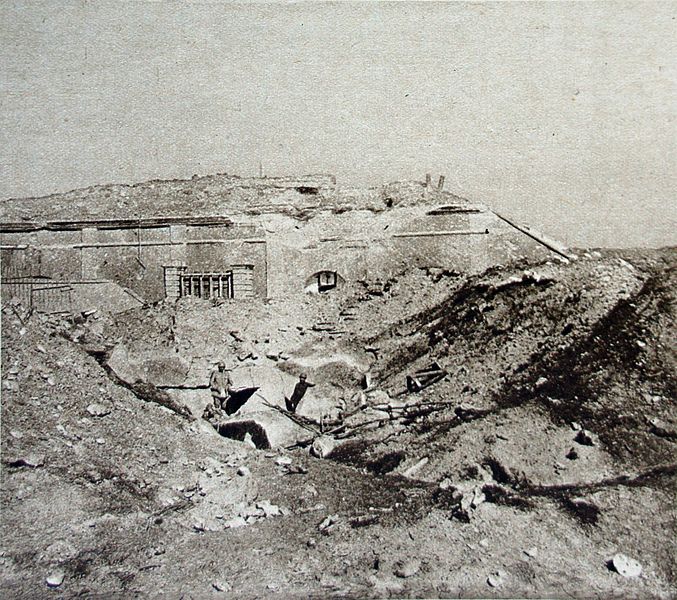 Name:  677px-M_134_8_le_fort_de_Vaux_mars_1916.jpg
Views: 464
Size:  139.7 KB