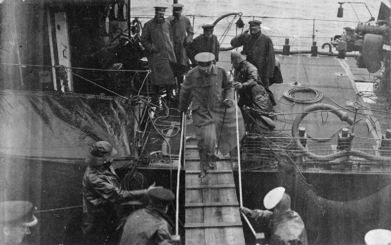 Name:  Kitchener_boarding_HMS_Iron_Duke_5_June_1916_IWM_HU_66128.jpg
Views: 529
Size:  74.4 KB