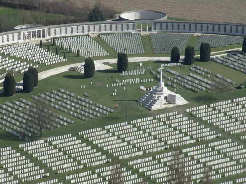 Name:  Tyne Cot.jpg
Views: 809
Size:  302.8 KB