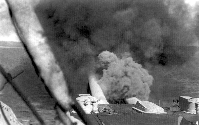 Name:  HMS_Canopus_bombarding_Turkish_forts_March_1915.jpg
Views: 846
Size:  79.9 KB