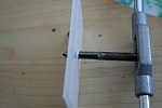 "Female screw" in the base