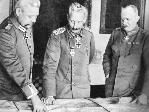 Name:  hindenburg-kaiser-ludendorff.jpg
Views: 555
Size:  18.3 KB